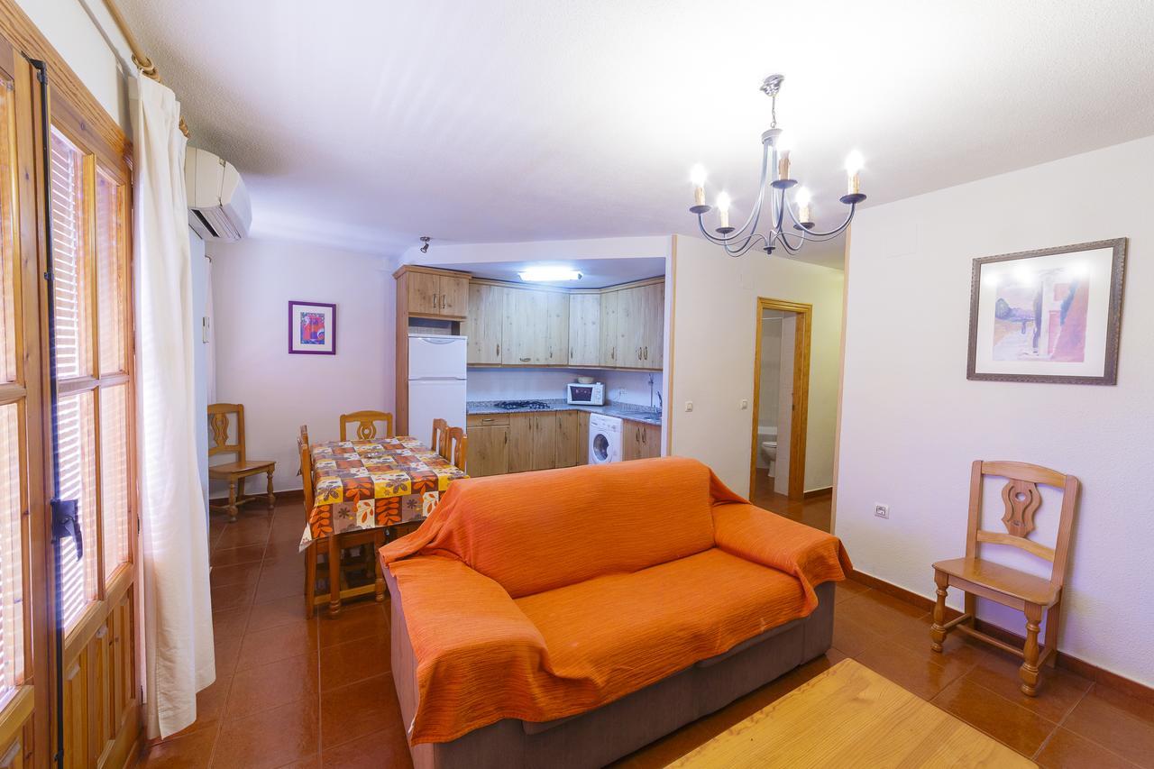 Apartamentos Ribera Del Jucar Alcala del Jucar Exterior photo