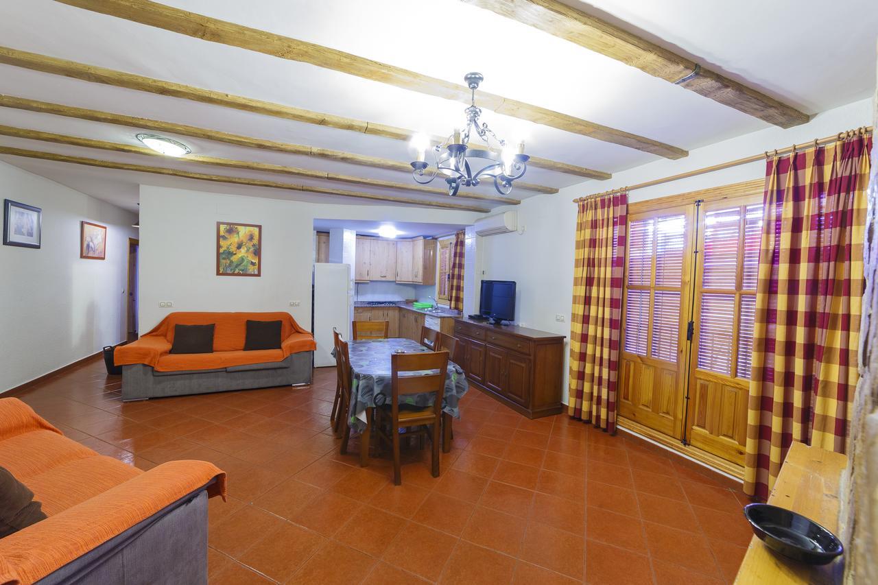 Apartamentos Ribera Del Jucar Alcala del Jucar Exterior photo